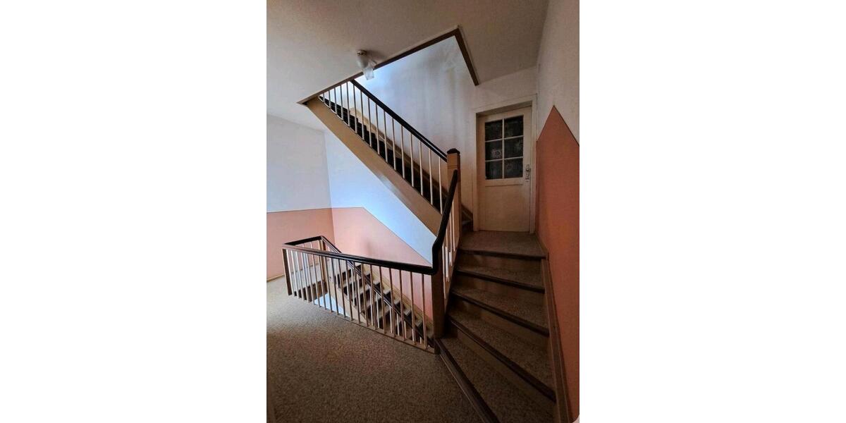 Reihenhaus Cornberg - 9 Zimmer, 240 m&sup2;, 155.000&euro; | Angebot:26879302