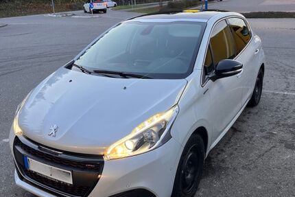 Peugeot 208 95.000 km 8.990 &euro; Haigerloch 72401