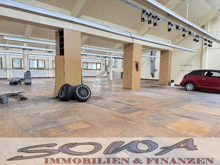 Großzügige Lagerhalle mit Büro-Lagerräumen und einem großzügien Wohnhaus in Gaimersheim - Nähe Westpark! - Ein Objekt von Ihrem Immobilienpartner SOWA Immobilien und Finanzen zimmer