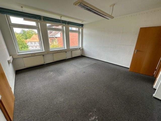 Gewerbeobjekt Harsefeld - 7 Zimmer, 190 m&sup2;, 1.805&euro; | Angebot:24974489