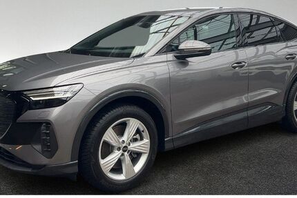 Audi Q4 e-tron 12.977 km 47.770 &euro; Hamburg 22529