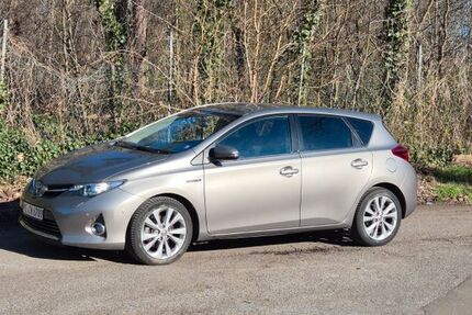 Toyota Auris 130.843 km 11.700 &euro; Ratingen 40880