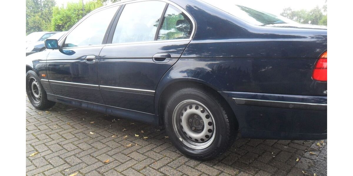 BMW 520 134.000 km 6.999 &euro; Uetze OT Dollbergen 31311