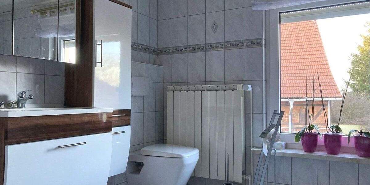 Einfamilienhaus Sangerhausen Breitenbach - 6 Zimmer, 160 m&sup2;, 249.000&euro; | Angebot:25744044