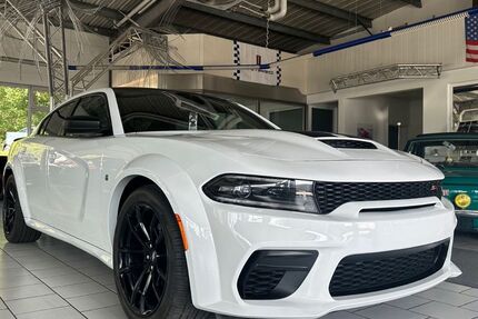 Dodge Charger 49.000 km 35.699 &euro; Walldürn 74731