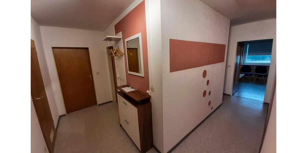 Dachgeschoßwohnung Tirschenreuth - 3 Zimmer, 73 m&sup2;, 452&euro; | Angebot:26183656