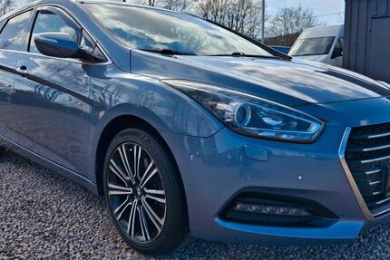 Hyundai i40 140.000 km 10.250 &euro; Bad doberan 18209
