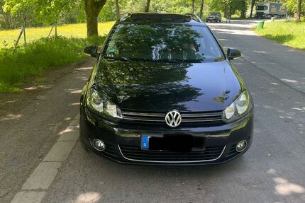 VW Golf 276.000 km 4.999 &euro; Winterberg 59955