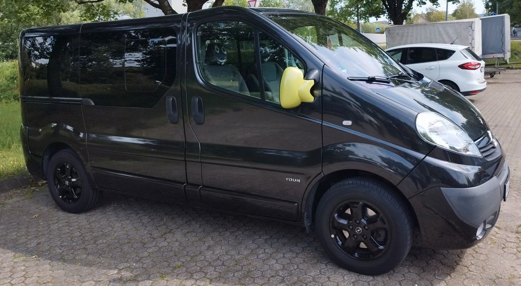 Opel Vivaro 142.000 km 11.390 &euro; Aalen 73433