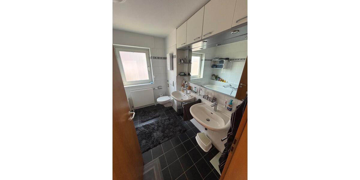 Dachgeschoßwohnung Bad Oeynhausen Rehme - 3 Zimmer, 79 m&sup2;, 249.500&euro; | Angebot:26250396