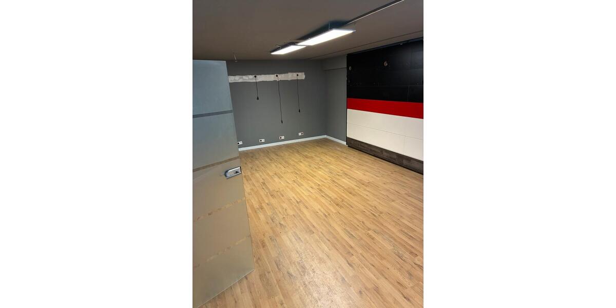 Gewerbeobjekt Bad Windsheim - 1.200&euro; | Angebot:24831381