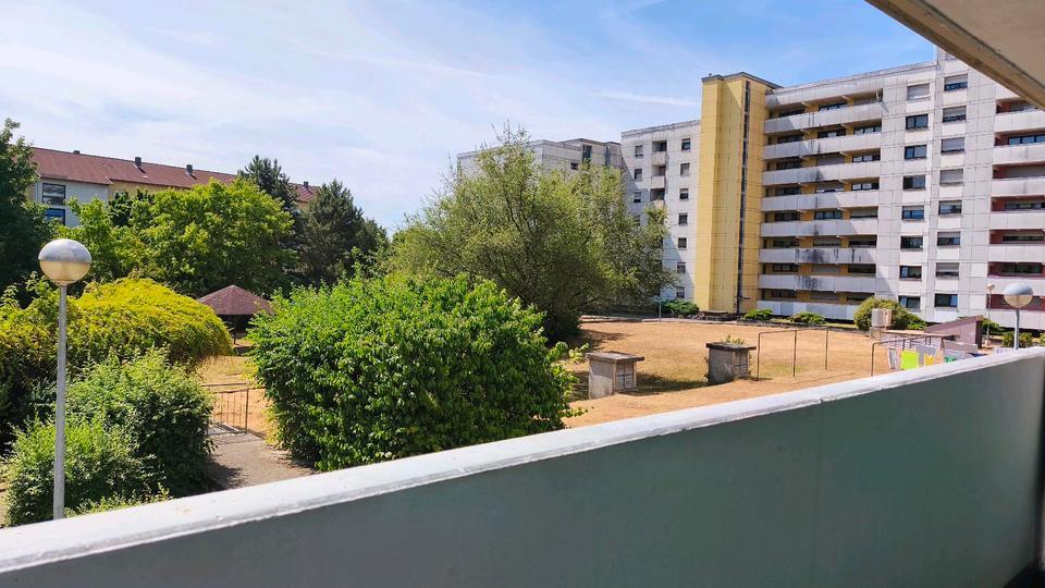 3 Zimmer Wohnung im EG mit Tiefgarage und Balkon, Provisionsfrei