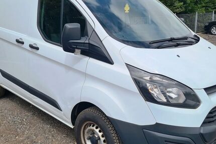 Ford Transit Custom 238.000 km 5.900 &euro; Hamburg 22113