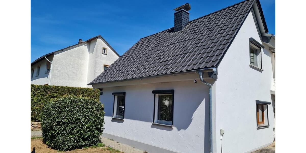 Einfamilienhaus Gelnhausen - 4 Zimmer, 180 m&sup2;, 2.250&euro; | Angebot:26087281