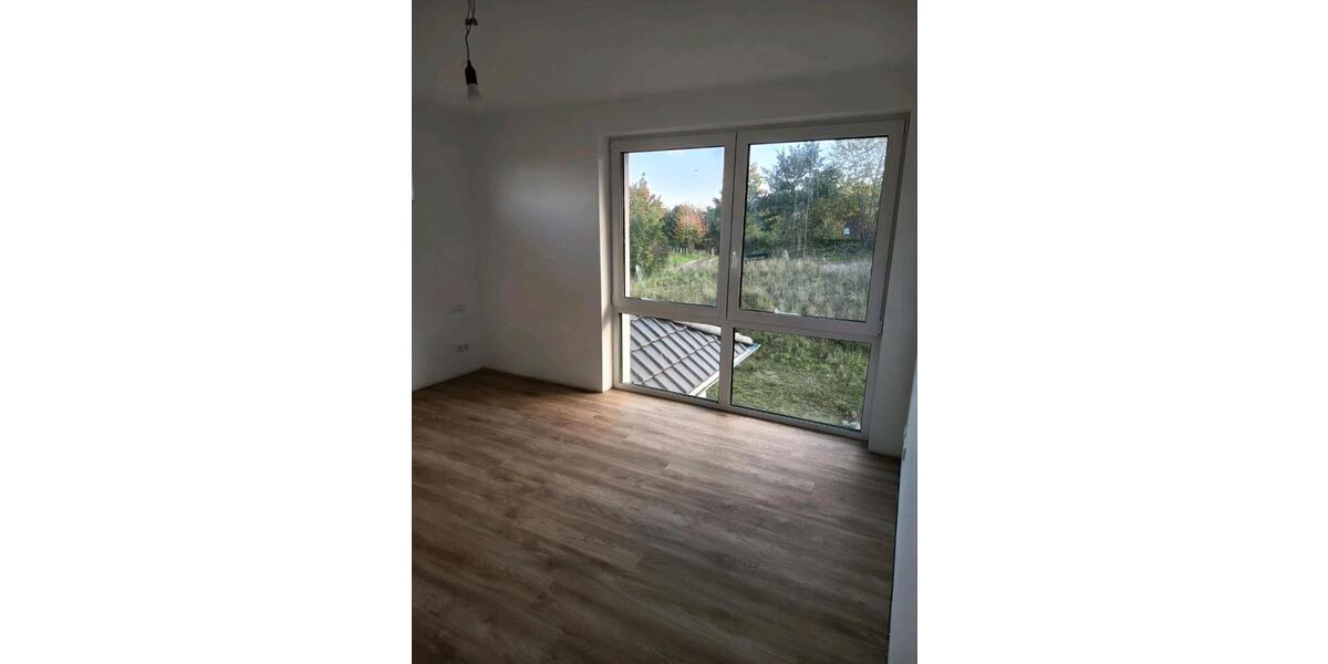 Einfamilienhaus Eutin - 5 Zimmer, 150 m&sup2;, 2.050&euro; | Angebot:26235145