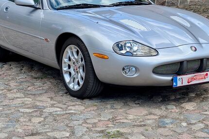 Jaguar XKR 8.900 km 25.500 &euro; Germaringen 87656