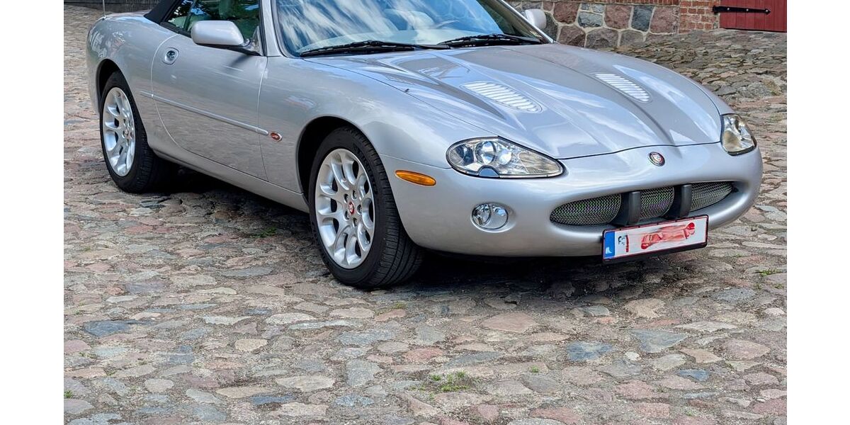 Jaguar XKR 8.900 km 25.500 &euro; Germaringen 87656