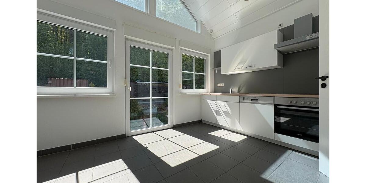 Dachgeschoßwohnung Dillenburg - 4 Zimmer, 94 m&sup2;, 215.000&euro; | Angebot:26402904