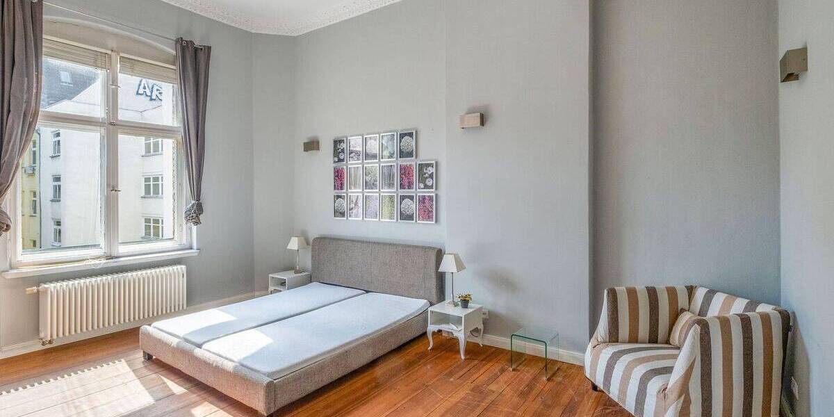 Etagenwohnung Berlin Kreuzberg - 3 Zimmer, 100 m&sup2;, 2.300&euro; | Angebot:26857036