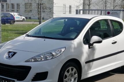 Peugeot 207 101.400 km 2.999 € Chemnitz 09120
