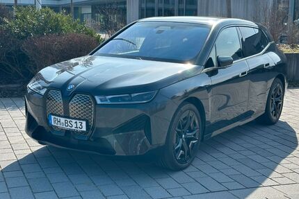 BMW iX 28.905 km 49.999 &euro; Wendelstein 90530