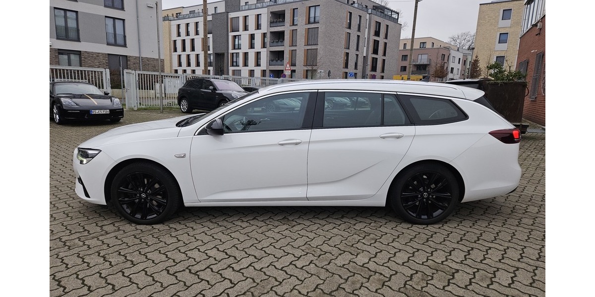 Opel Insignia SportsTourer Elegance,Automatik,LED,VOL 150.000 km 15.498 &euro; Braunschweig 38106