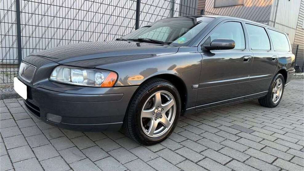 V70