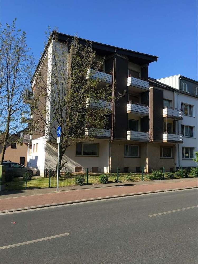 Wohnung zum Mieten in Oberhausen 245 € 31 m²