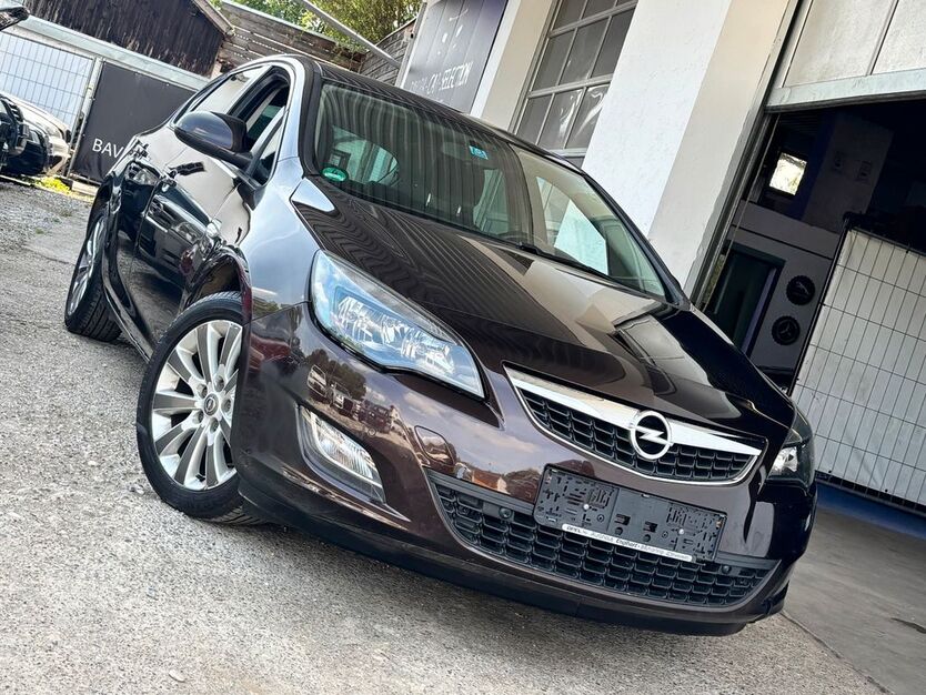 Opel Astra 249.000 km 2.499 € Seifriedswörth 84189