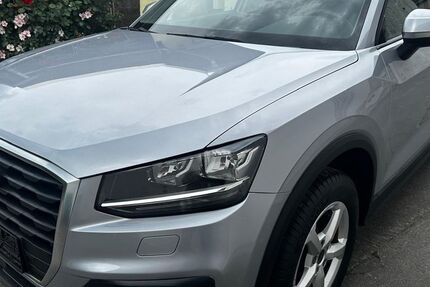 Audi Q2 49.843 km 14.999 &euro; Schönefeld/ OT Großziethen 12529