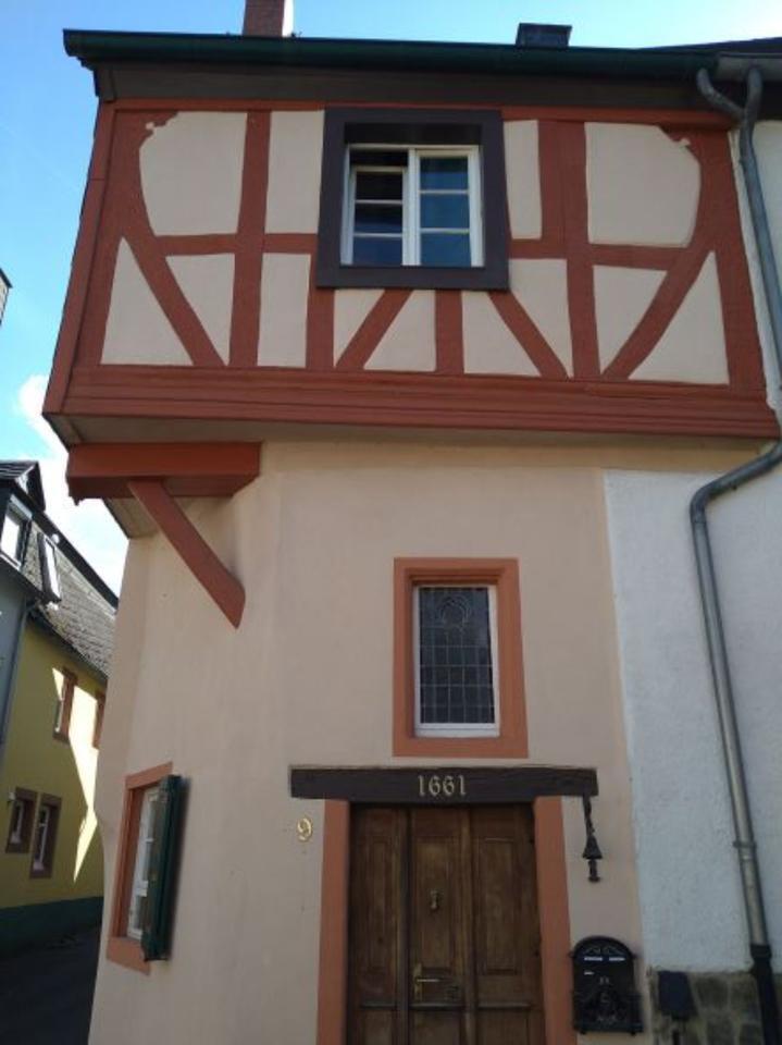 Charmantes Fachwerkhaus mit schöner Scheune an der Mittelmosel zimmer
