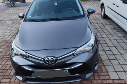 Toyota Avensis 154.300 km 11.000 &euro; Schönaich 71101