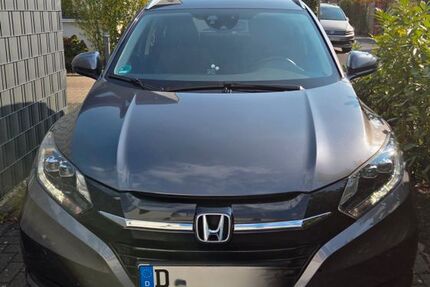 Honda HR-V 66.000 km 17.950 € Düsseldorf 40625