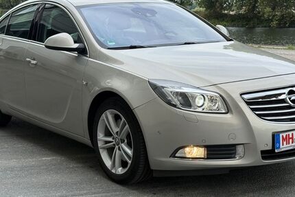 Opel Insignia 159.999 km 3.900 &euro; Mülheim an der Ruhr 45479