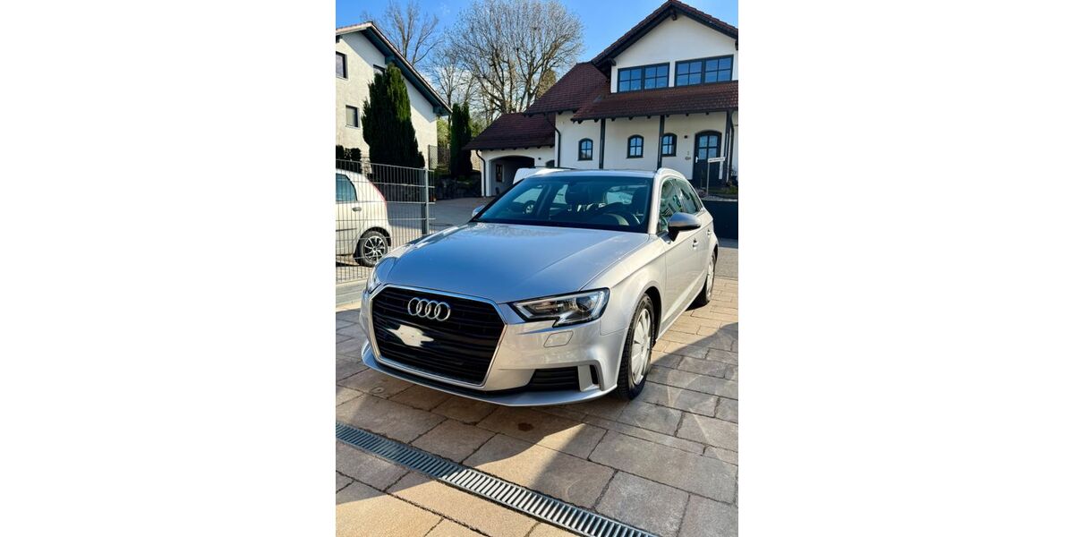 Audi A3 131.380 km 13.490 &euro; Velden/Vils 84149