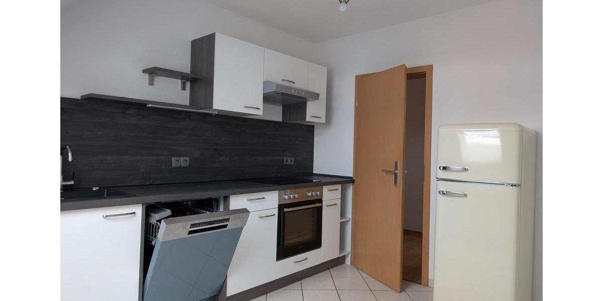 Dachgeschoßwohnung Chemnitz Kapellenberg - 3 Zimmer, 75 m&sup2;, 67.800&euro; | Angebot:26926346