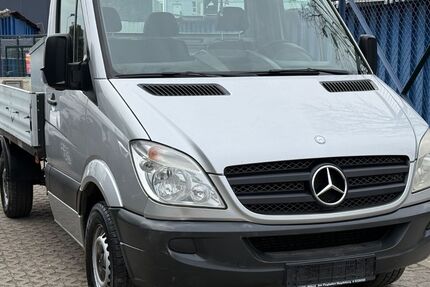 Mercedes-Benz Sprinter 262.000 km 8.990 &euro; Berlin 12307
