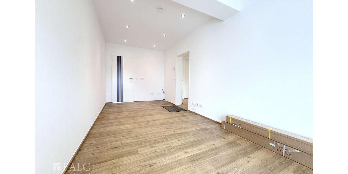 Moderne Büroeinheit in historischer Backsteinarchitektur zimmer