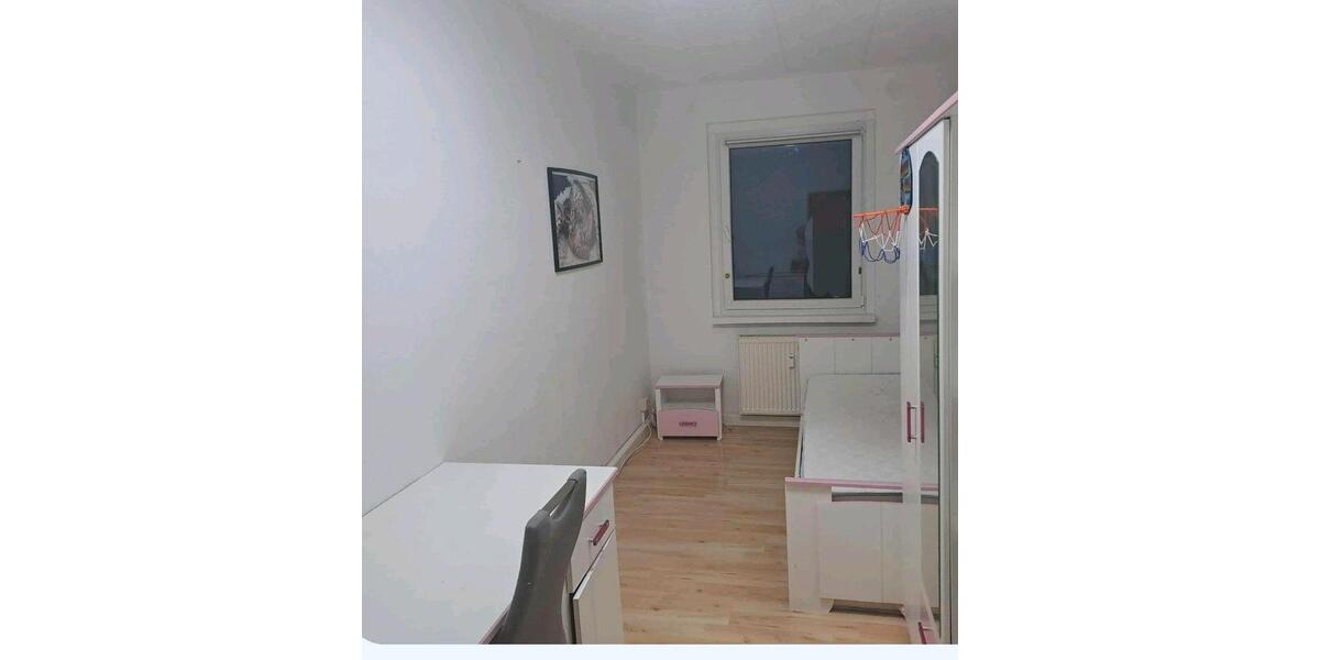 Etagenwohnung Hohenstein-Ernstthal Ernstthal - 3 Zimmer, 62 m&sup2;, 31.000&euro; | Angebot:27028747