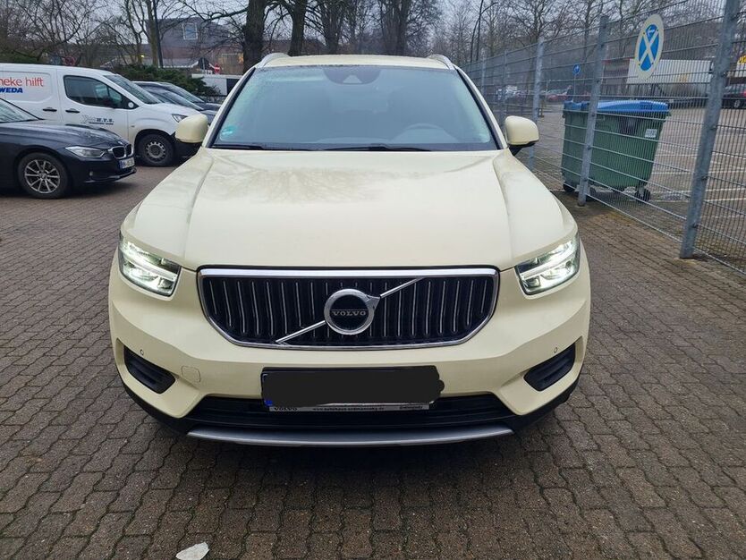 XC40
