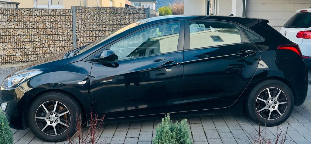 Hyundai i30 139.000 km 4.950 &euro; Sexau 79350