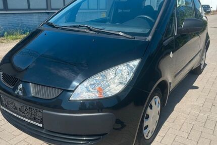 Mitsubishi Colt 99.000 km 2.750 &euro; Hamburg 22045