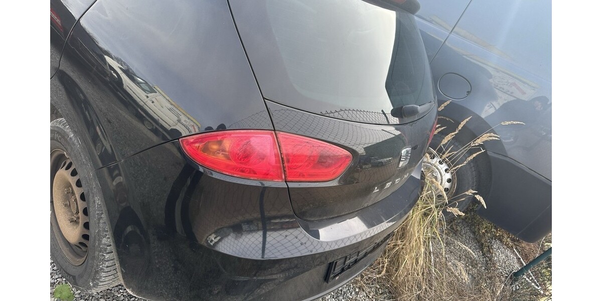 Seat Leon 210.000 km 2.750 &euro; Düren 52349