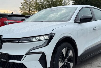 Renault Megane E-TECH 23.500 km 19.990 &euro; Wiesmoor 26639