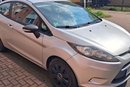 Ford Fiesta 303.000 km 1.500 &euro; Duisburg 47166