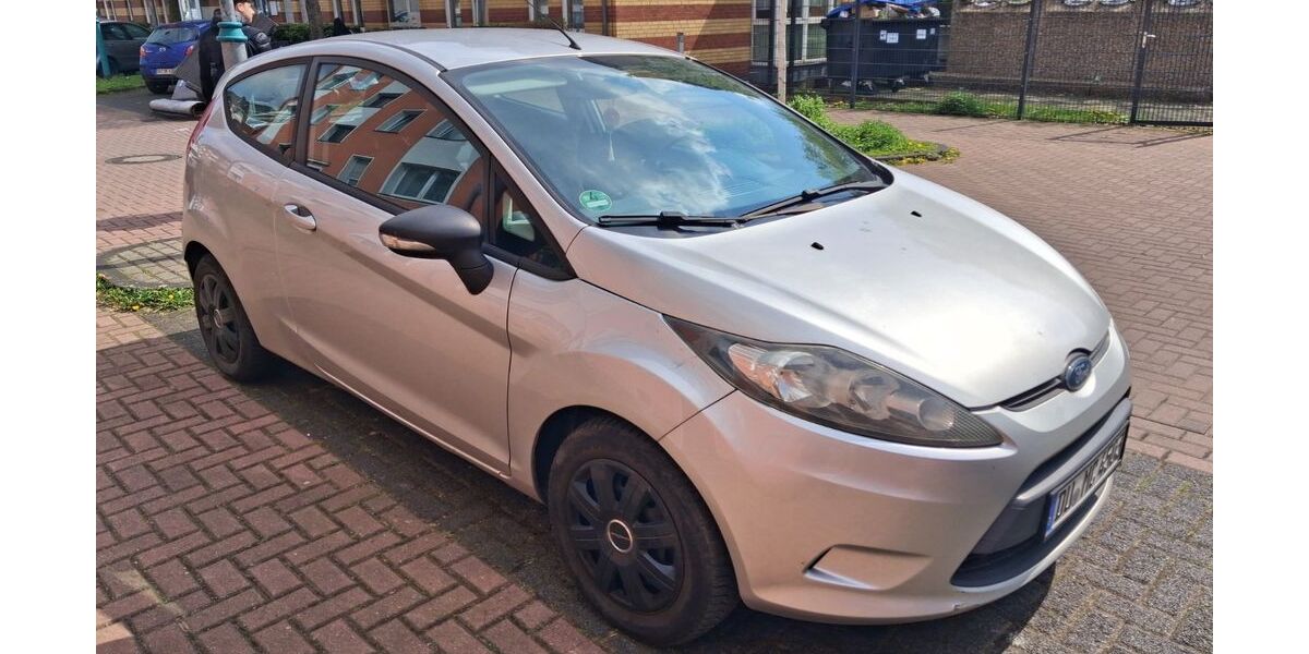 Ford Fiesta 303.000 km 1.500 &euro; Duisburg 47166