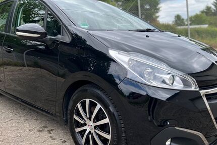 Peugeot 208 100.000 km 5.999 € Kirchberg 55481