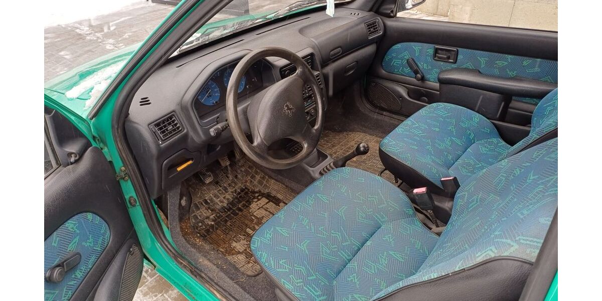 Peugeot 106 65.300 km 750 &euro; Tromlitz 99444