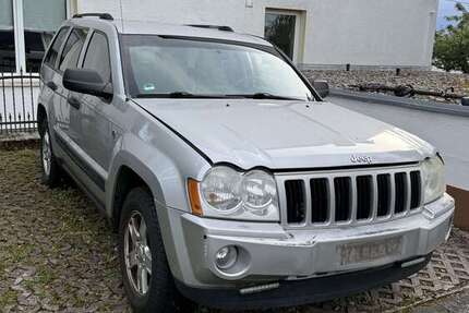 Jeep Grand Cherokee 221.389 km 5.800 &euro; Schlangenbad 65388