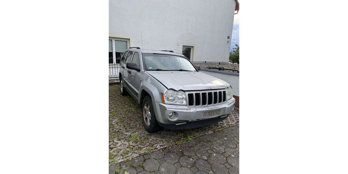 Jeep Grand Cherokee 221.389 km 5.800 &euro; Schlangenbad 65388